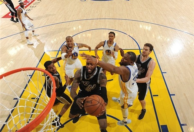 迫使北京收 迫使北京收